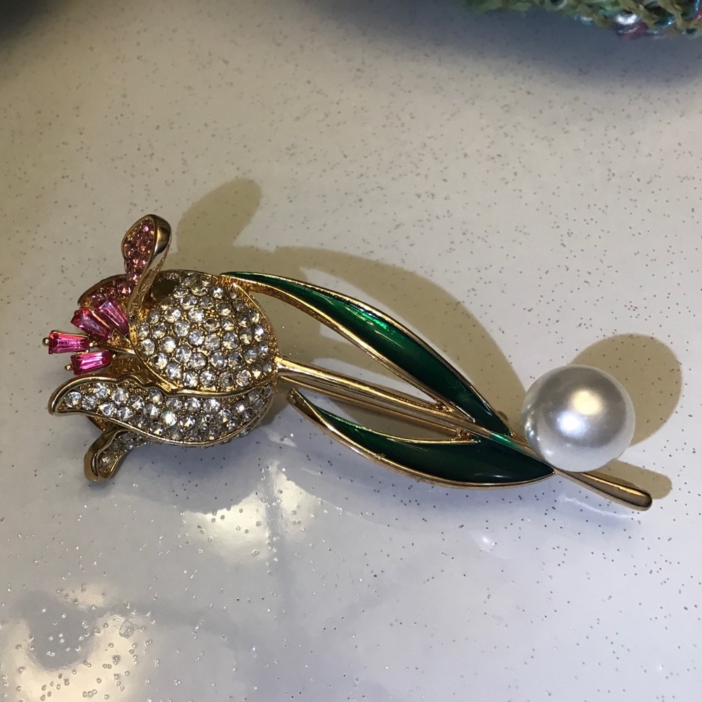# 80 Tulip Pin
